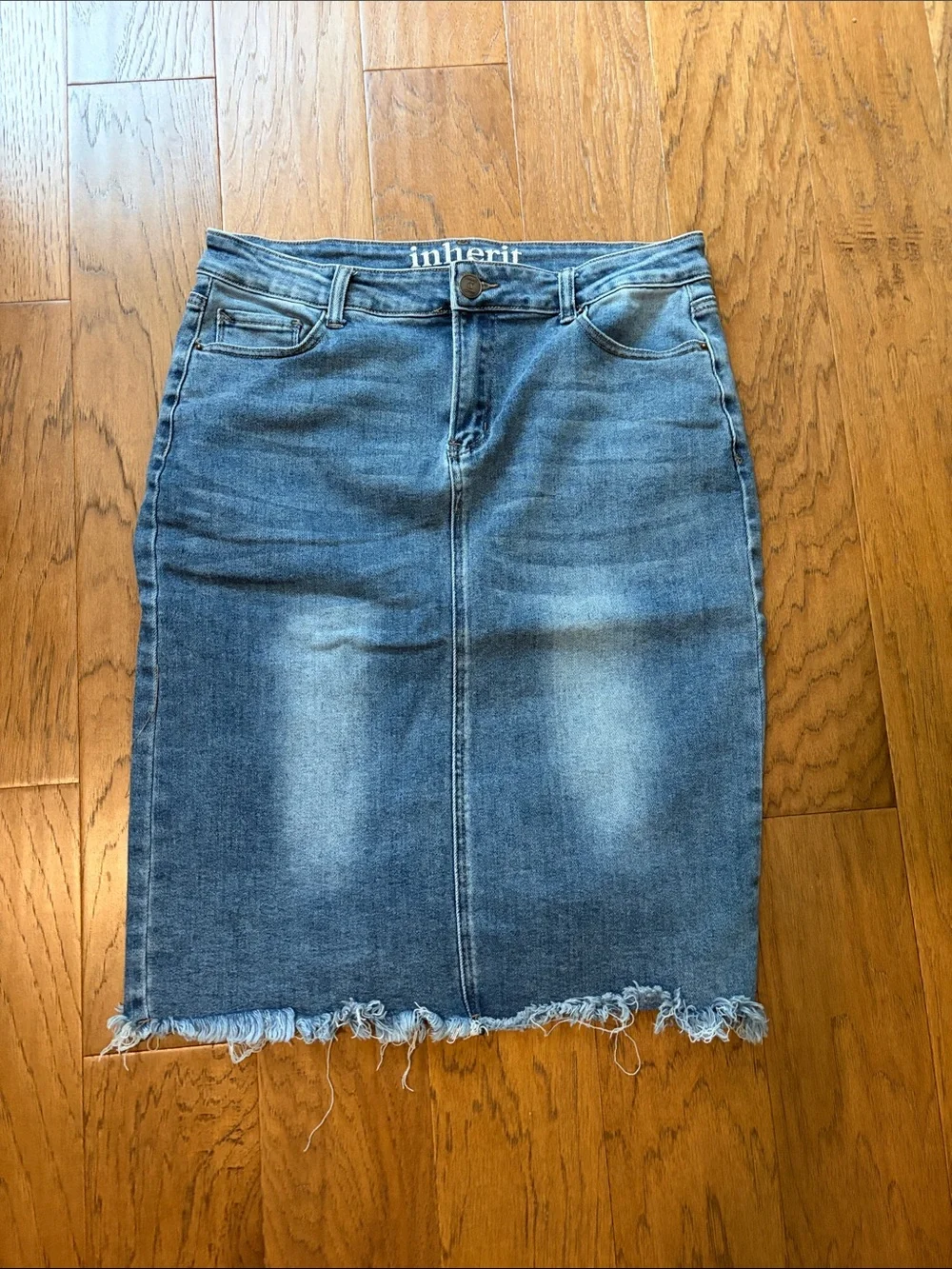 Inherit Drew  Medium Wash Denim Pencil Skirt with Frayed Hem 11/12